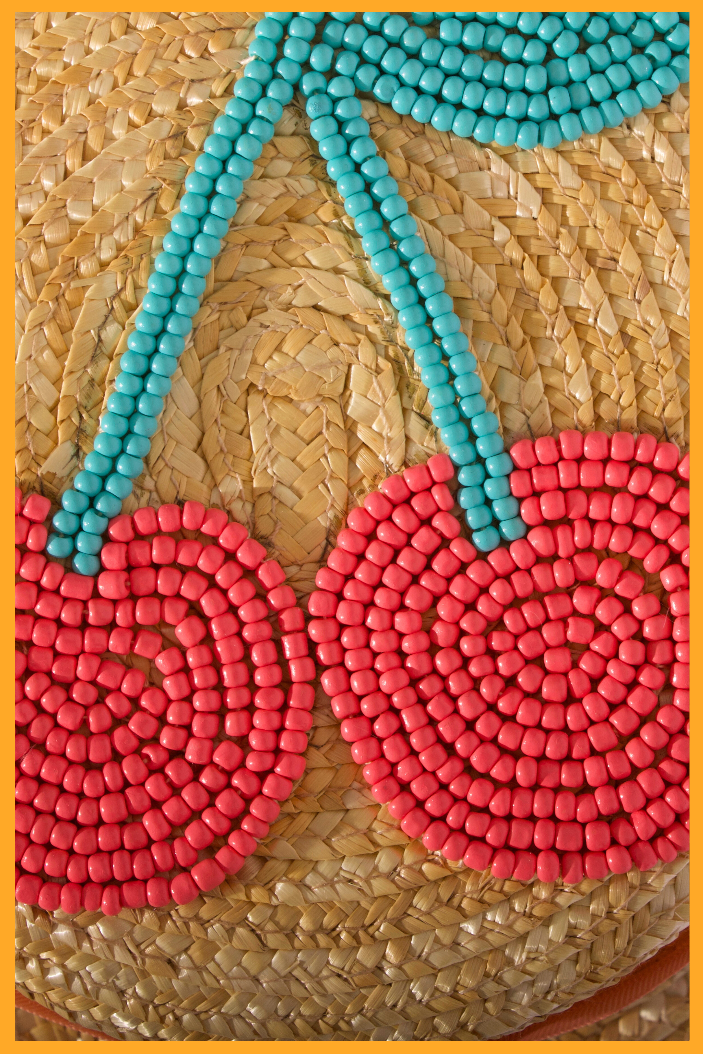 Chapeau de soleil en paille brodé Cherry